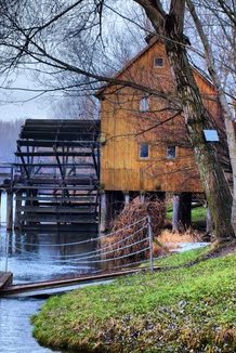 Wikigogo vodný mlyn Jelka