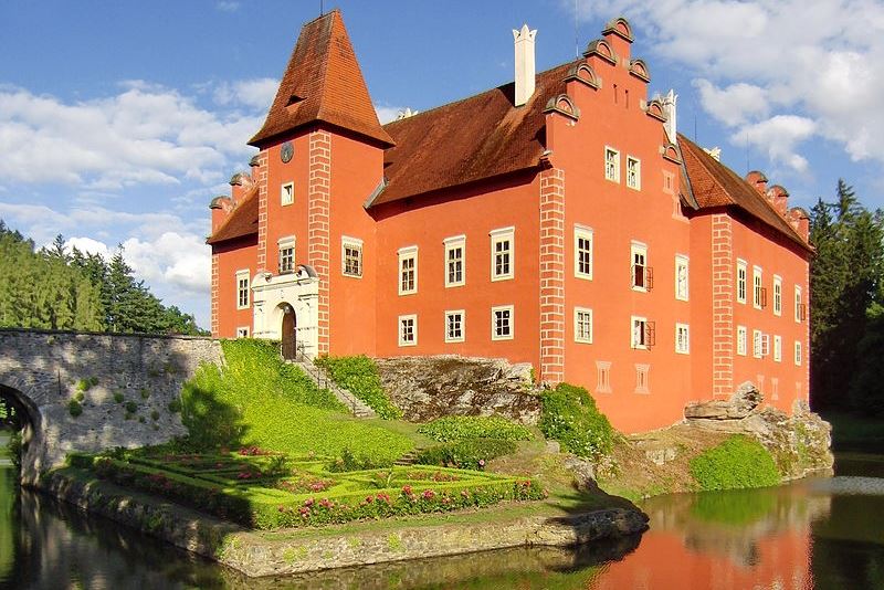Wikipedia - Castle Červená Lhota By Rindi - Own work - výrez